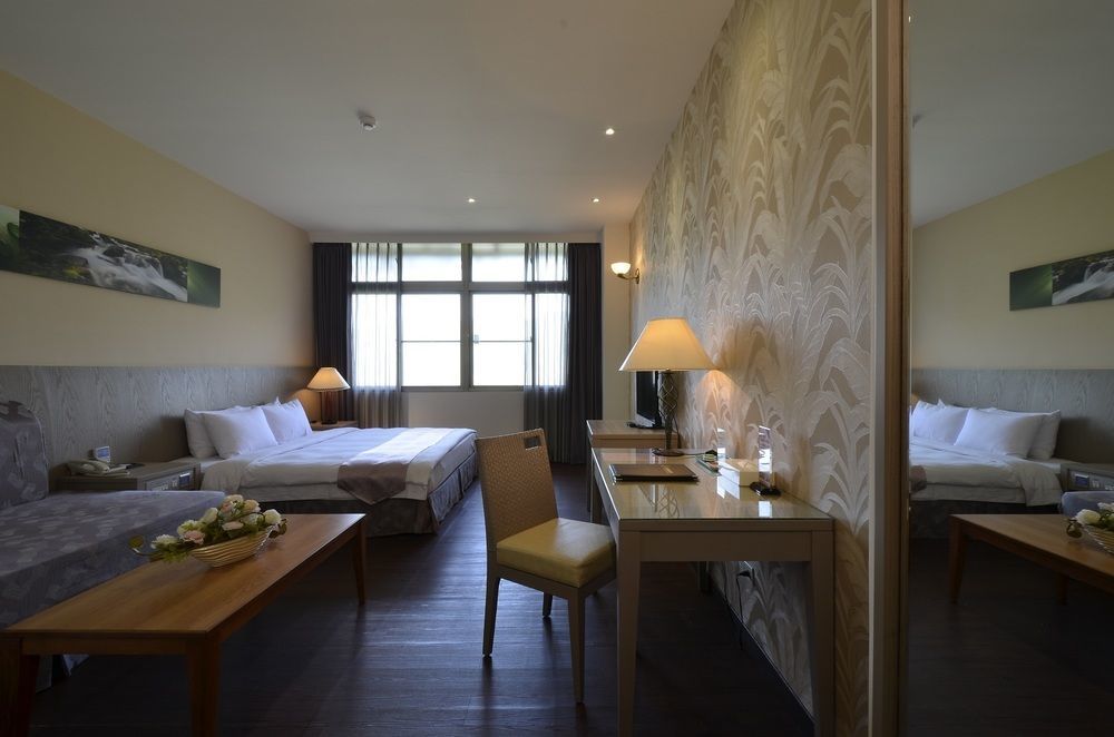 Toong Mao Spa Resort Guanziling Tainan Exterior foto